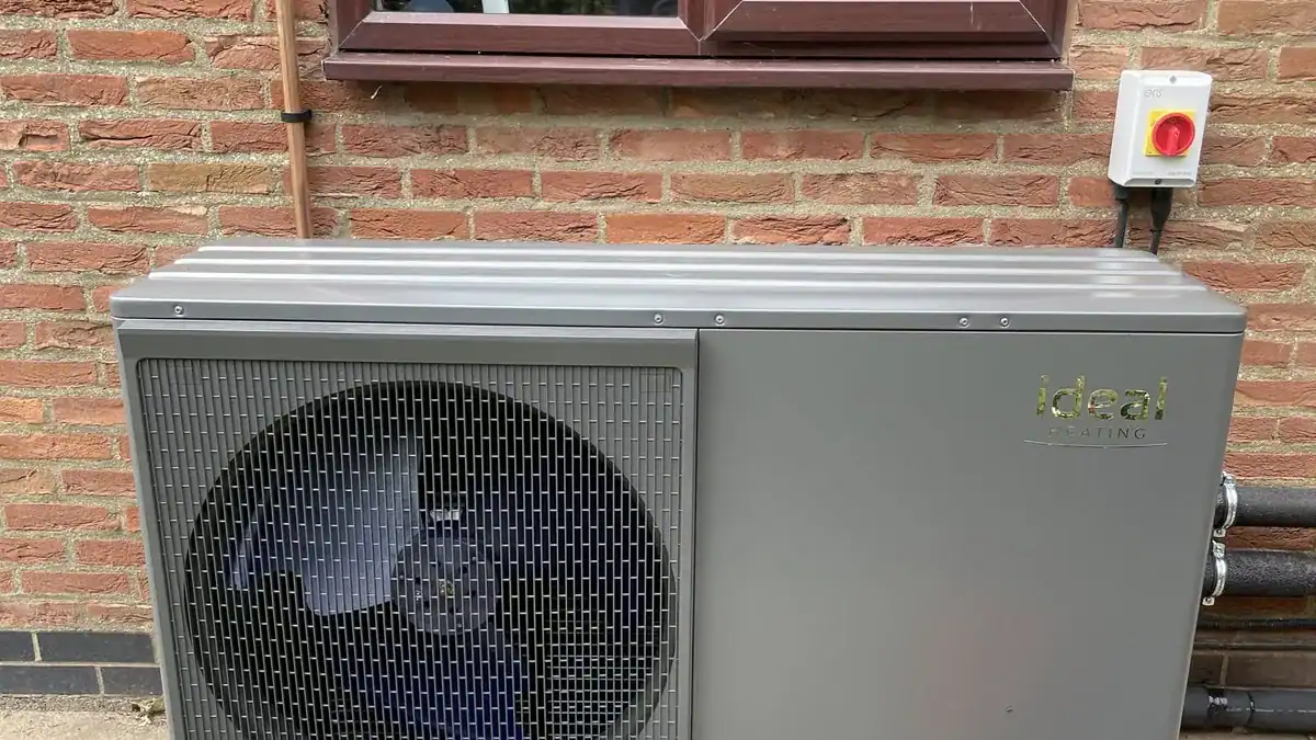 yhr existing radiators air source heat pump featured